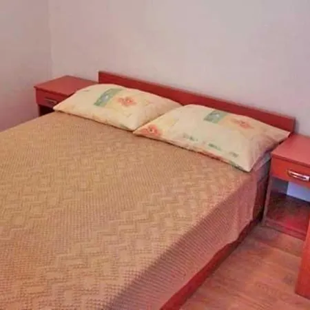 Sunara Mit Terrasse Und Kinderpool Holiday home Rogoznica (Sibenik-Knin)