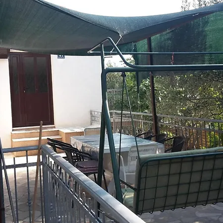 Sunara Mit Terrasse Und Kinderpool Holiday home